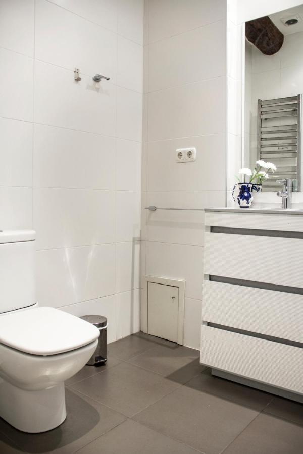 Central, Spacious And Authentic Family Apartment San Sebastián Exteriör bild